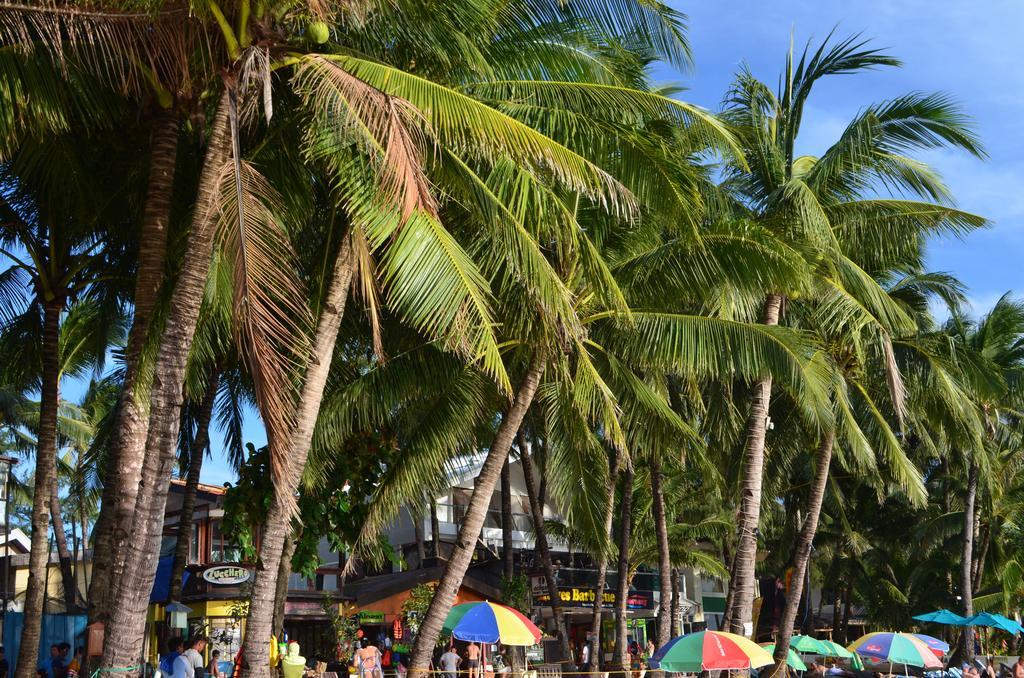 Blue Bamboo Hotel Balabag  Ngoại thất bức ảnh