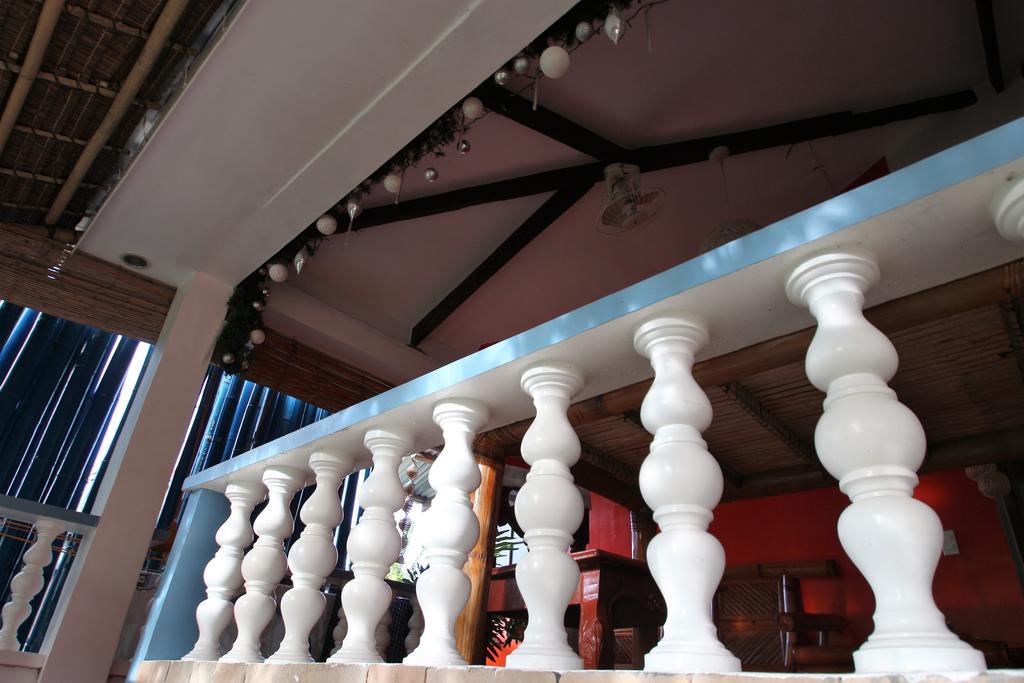 Blue Bamboo Hotel Balabag  Ngoại thất bức ảnh
