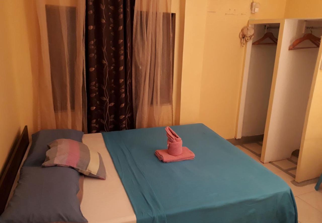 Blue Bamboo Hotel Balabag  Ngoại thất bức ảnh